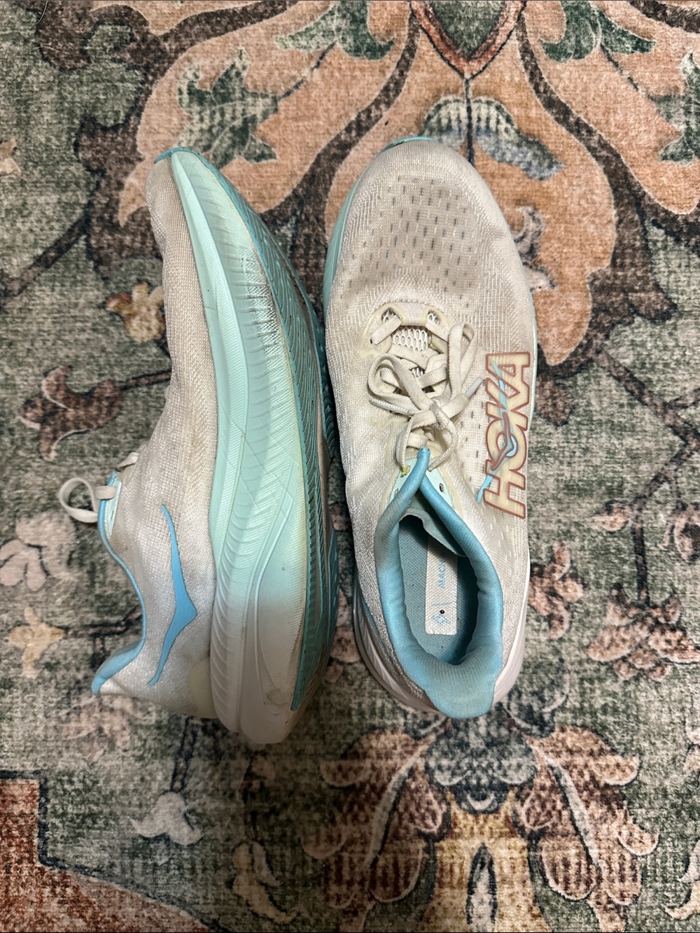 Hoka Women's Mach 6 Mint and White Running Sneakers